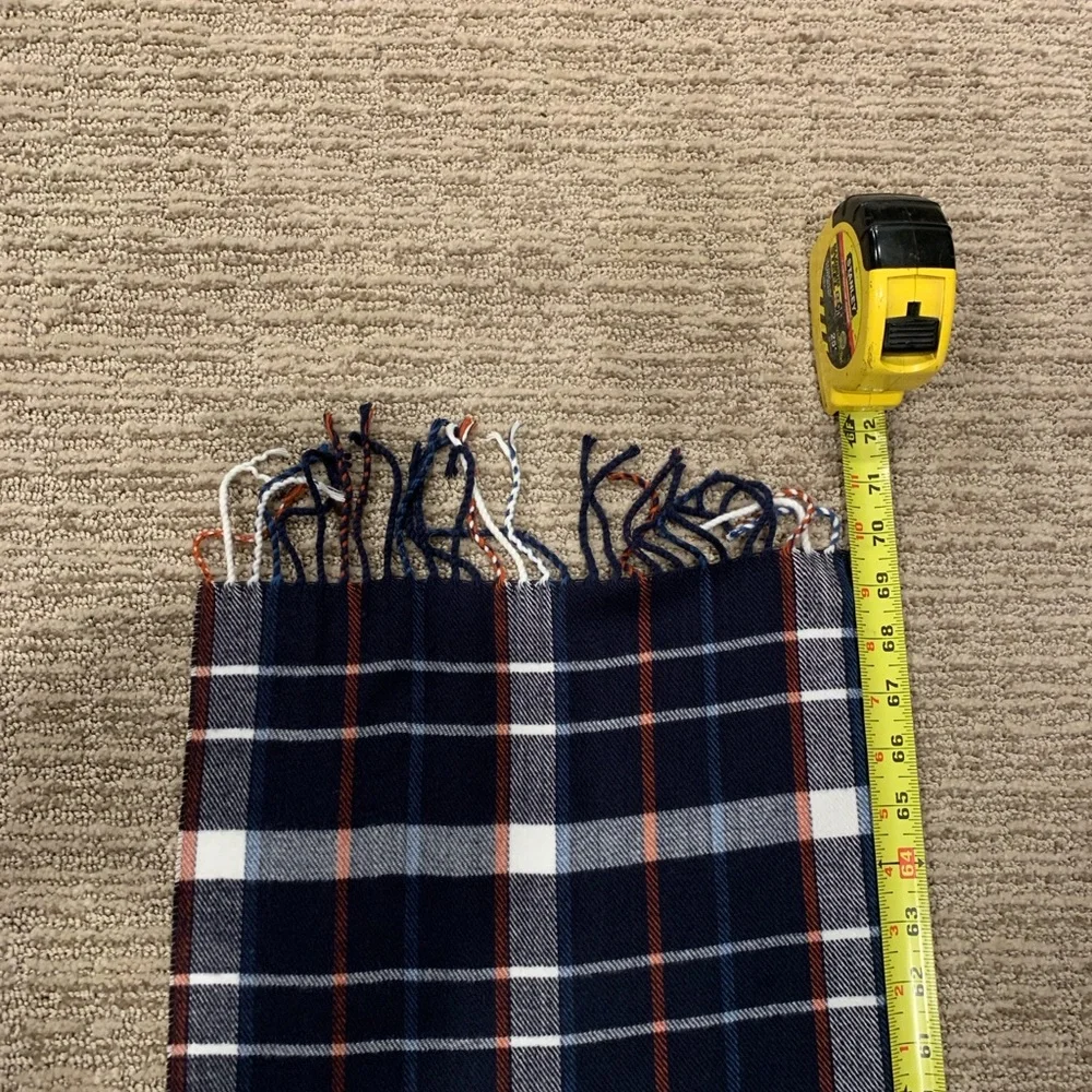 NWOT 100% Cashmere Scarf Hand Tailored Made In Germany - Picture 8 of 9